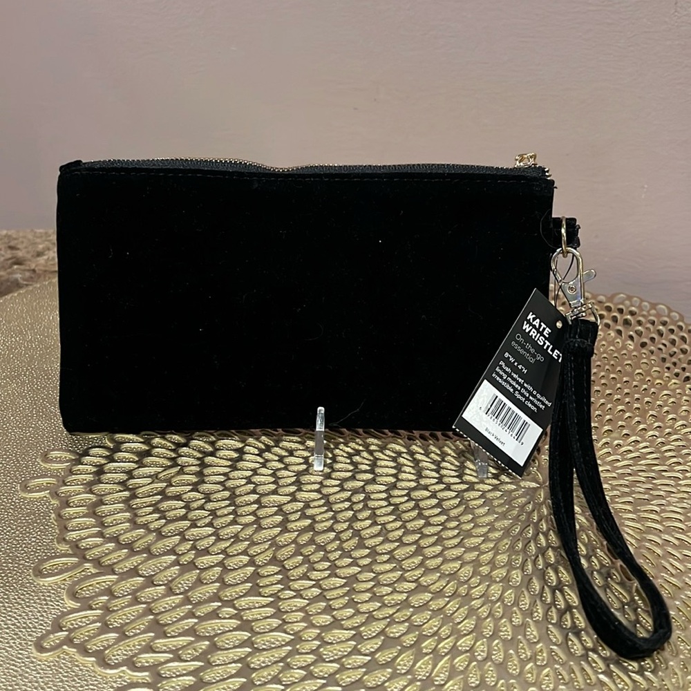 SCOUT Kate Velvet Wristlet Pouch - Picture 3 of 9